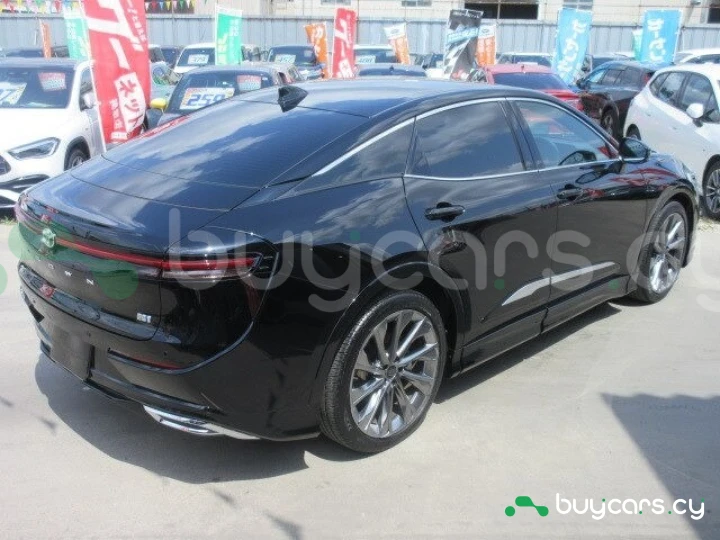 Toyota Crown Черный