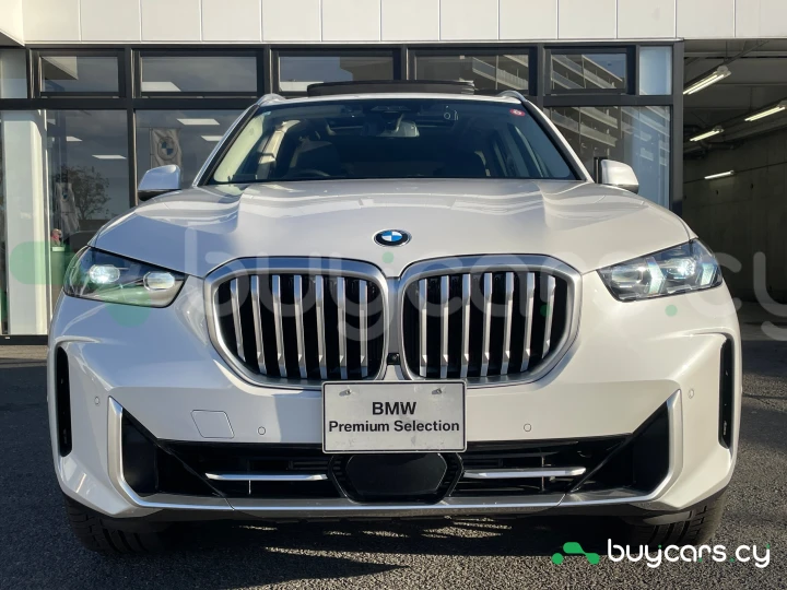 BMW X5 White