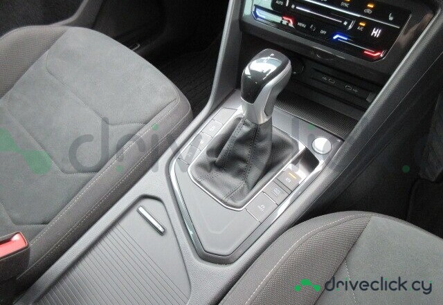 Volkswagen Tiguan White