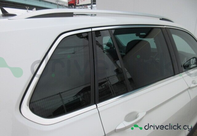 Volkswagen Tiguan White