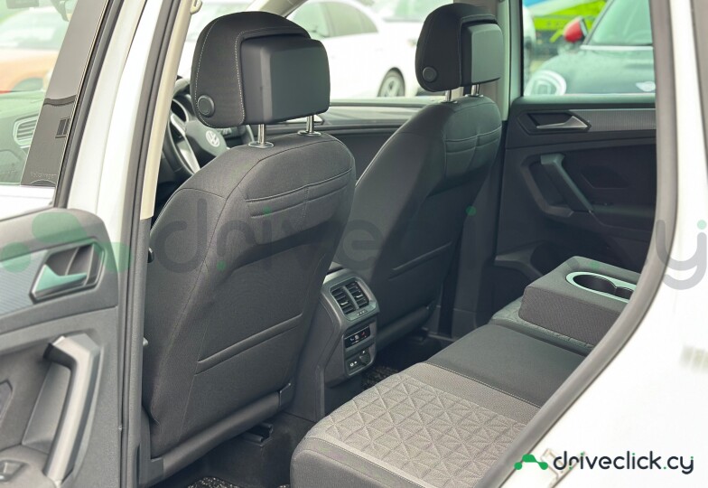 Volkswagen Tiguan White
