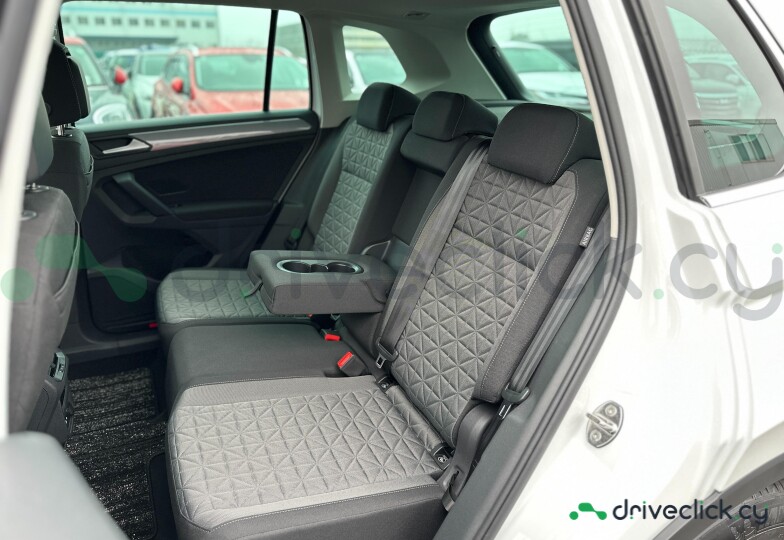 Volkswagen Tiguan White