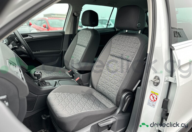 Volkswagen Tiguan White