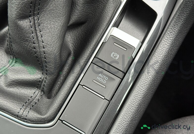 Volkswagen Tiguan White