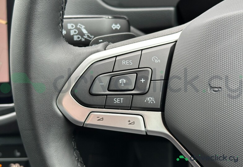 Volkswagen Tiguan White