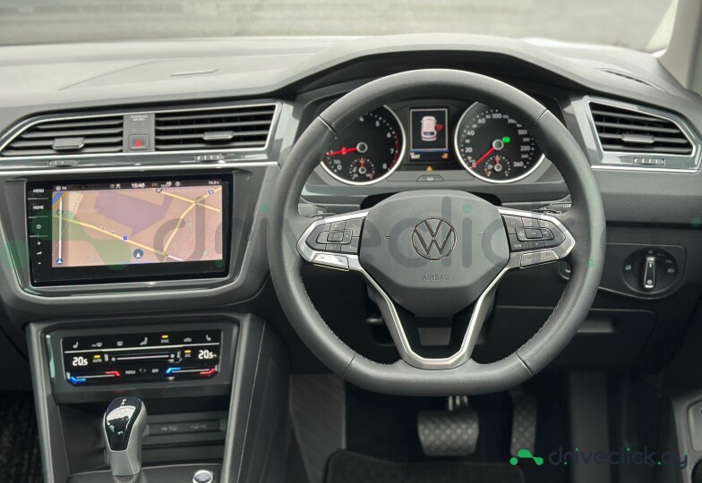 Volkswagen Tiguan White