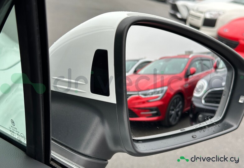 Volkswagen Tiguan White