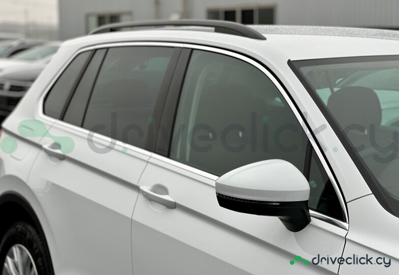 Volkswagen Tiguan White