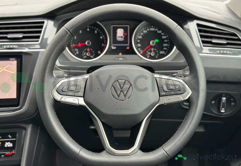 Volkswagen Tiguan White