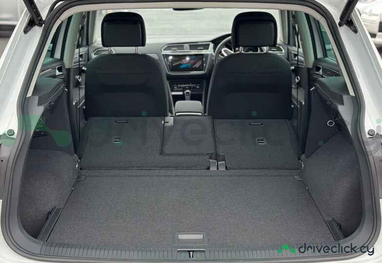 Volkswagen Tiguan White