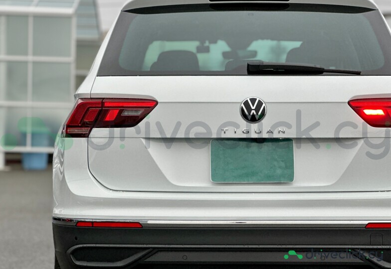 Volkswagen Tiguan White