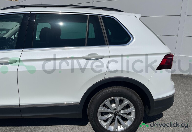 Volkswagen Tiguan White