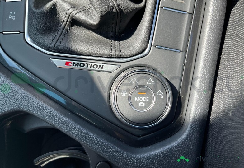 Volkswagen Tiguan White