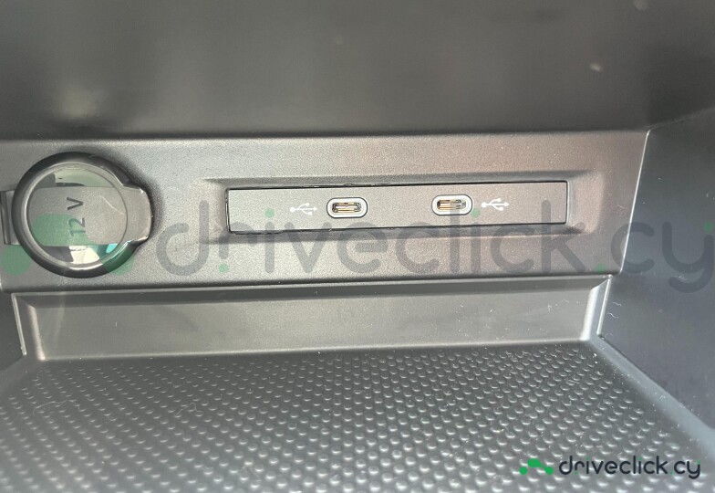 Volkswagen Tiguan White