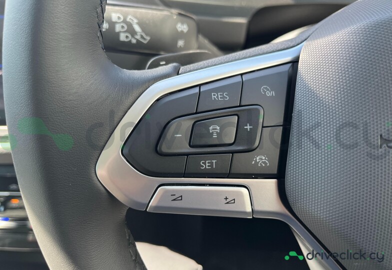 Volkswagen Tiguan White