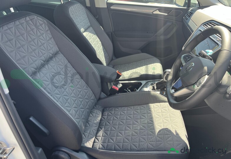 Volkswagen Tiguan White