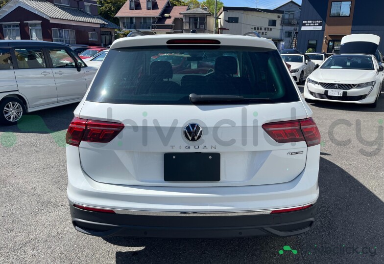 Volkswagen Tiguan White