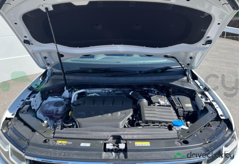 Volkswagen Tiguan White