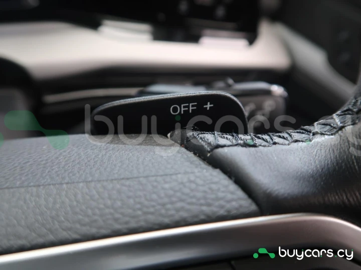 Volkswagen Golf Yellow