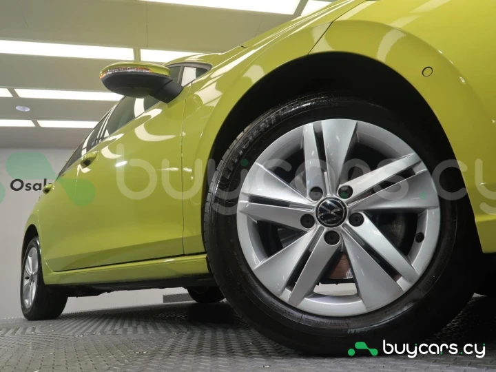 Volkswagen Golf Yellow