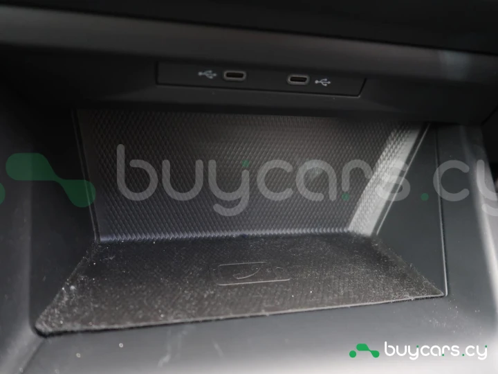 Volkswagen Golf Yellow