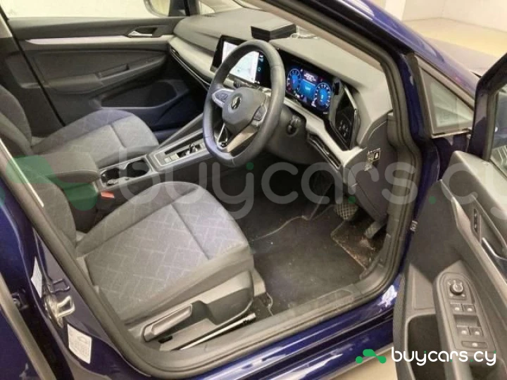 Volkswagen Golf Blue