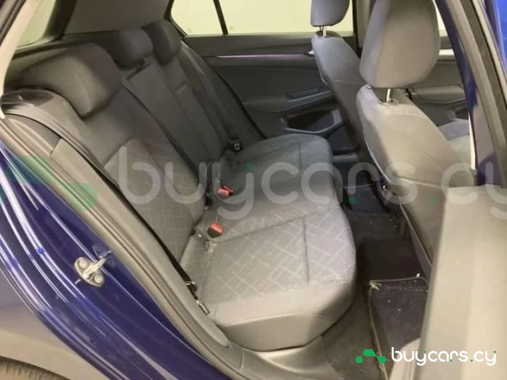 Volkswagen Golf Blue