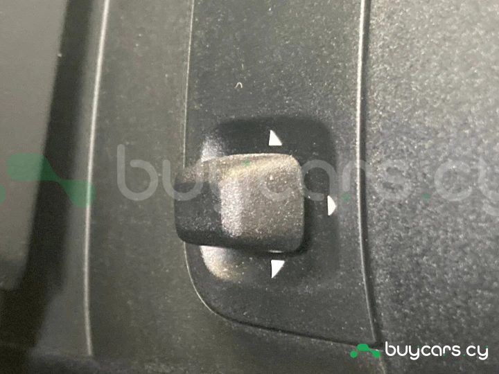 Mercedes C-class White