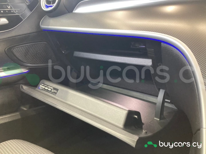 Mercedes C-class White