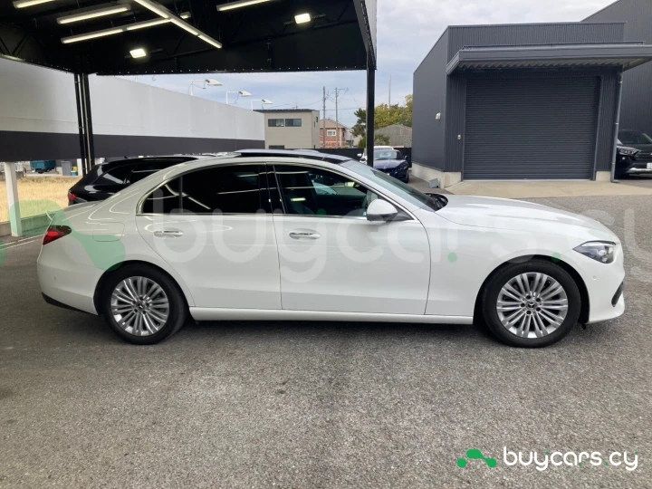 Mercedes C-class White