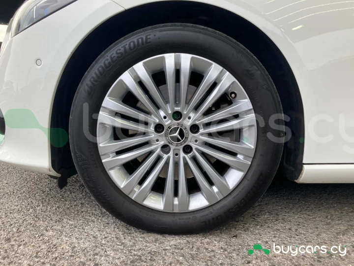 Mercedes C-class White