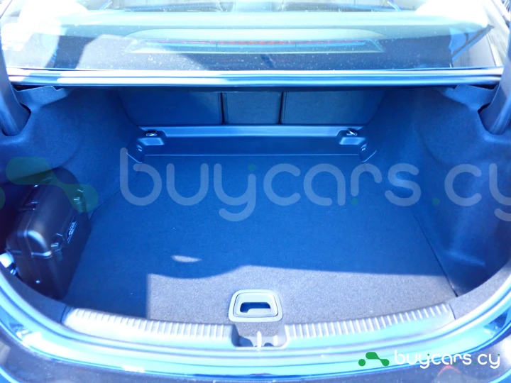 Mercedes C-class Black