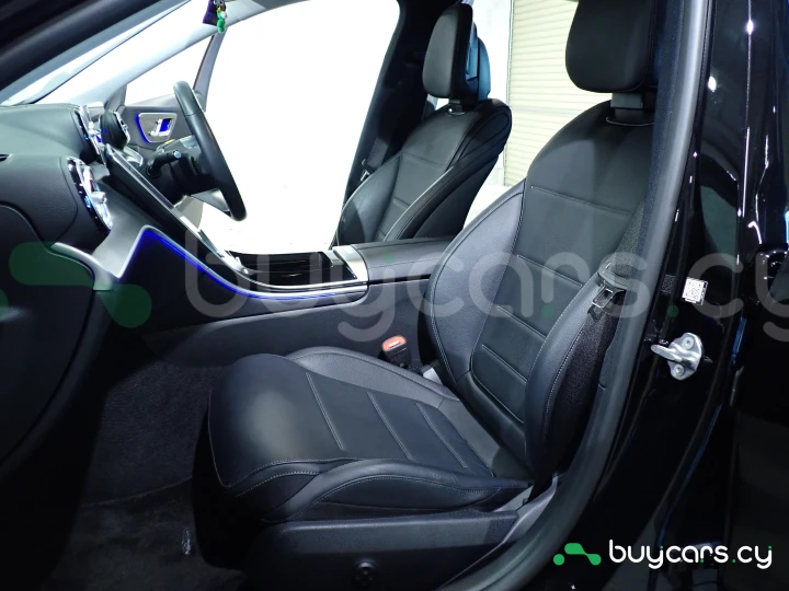 Mercedes C-class Black