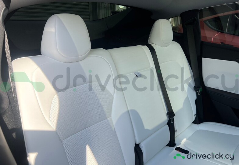 Tesla Model Y Black