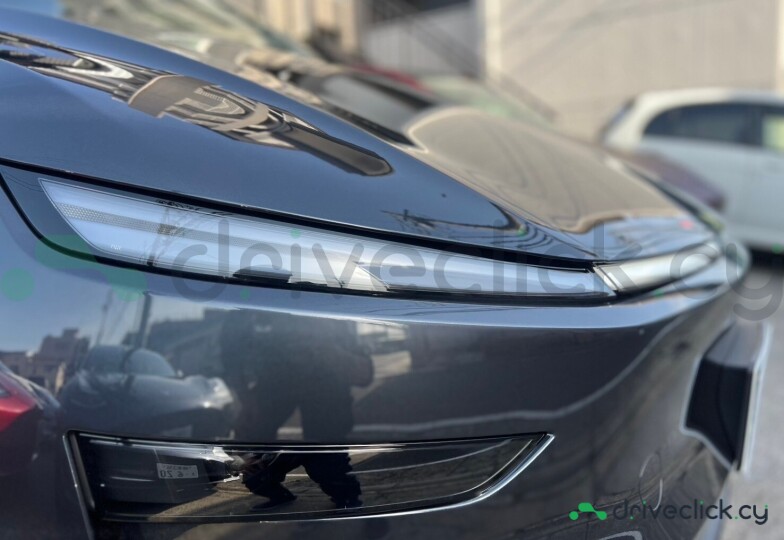 Tesla Model Y Black
