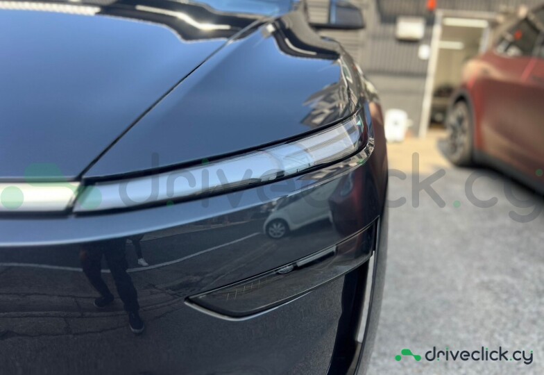 Tesla Model Y Black