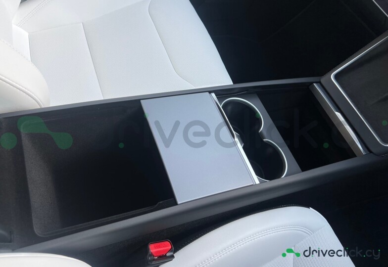 Tesla Model Y Black