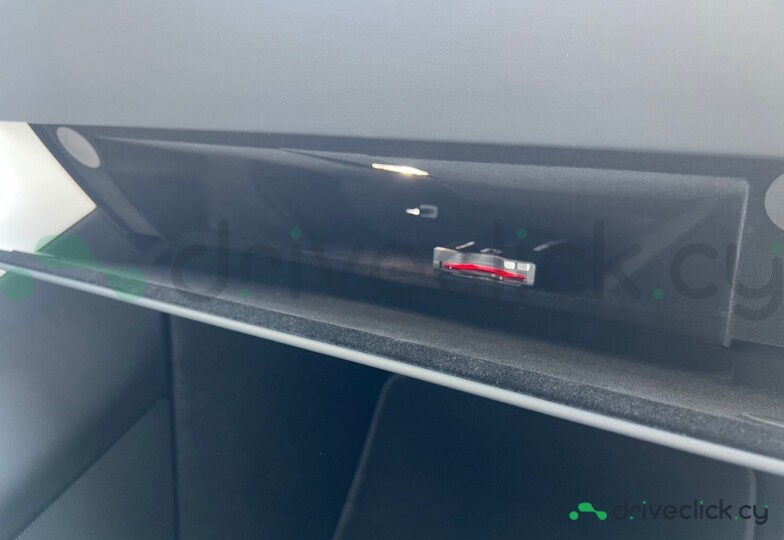 Tesla Model Y Black
