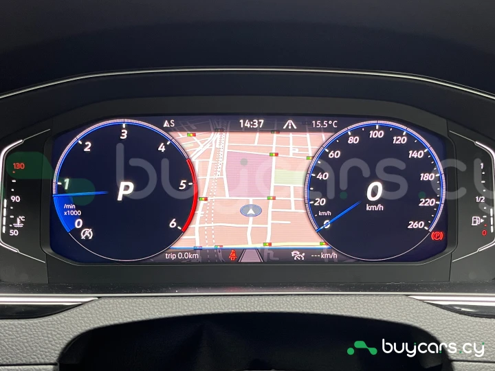 Volkswagen Passat White