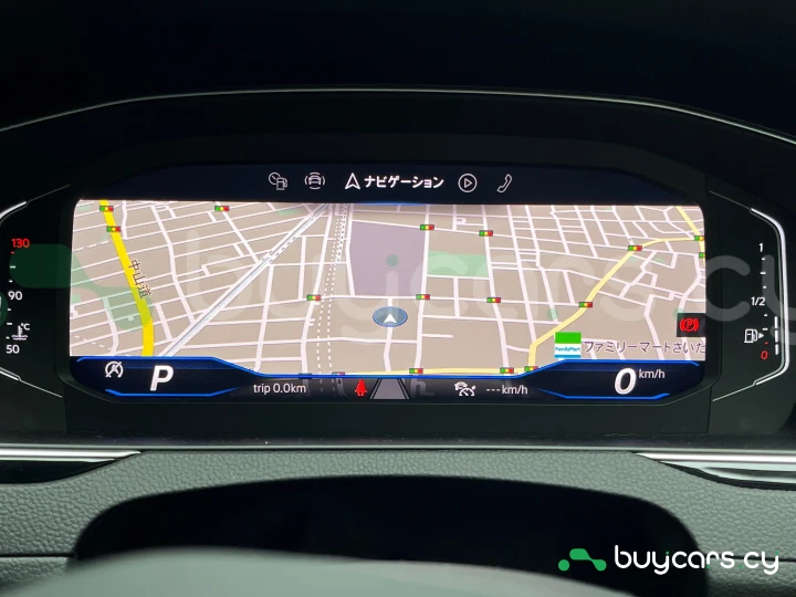 Volkswagen Passat White