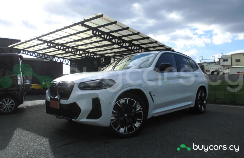 BMW iX3 Белый