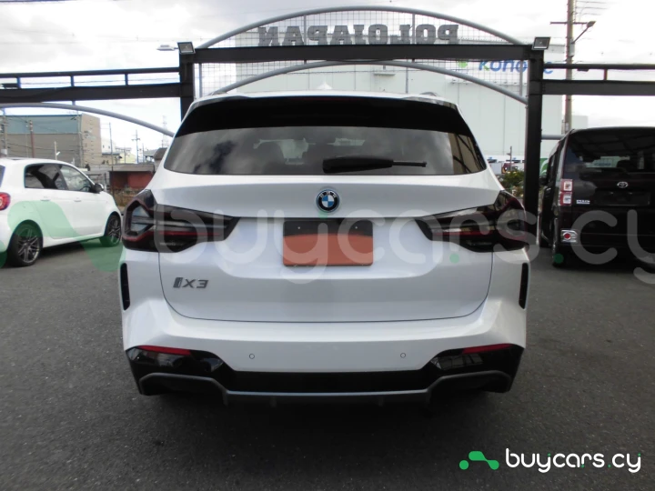 BMW iX3 Белый