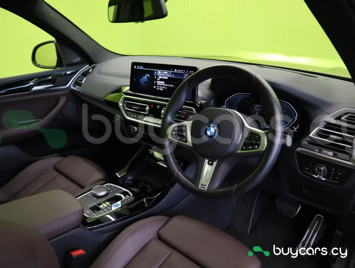 BMW iX3 Черный