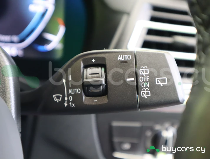 BMW iX3 Черный