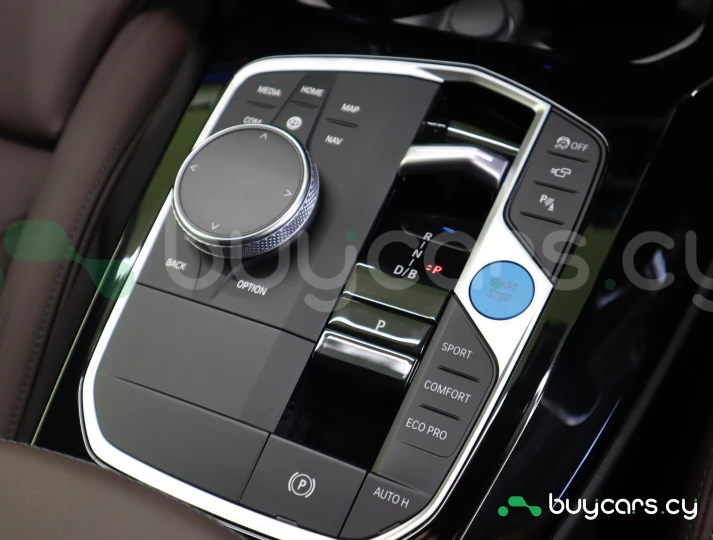 BMW iX3 Черный