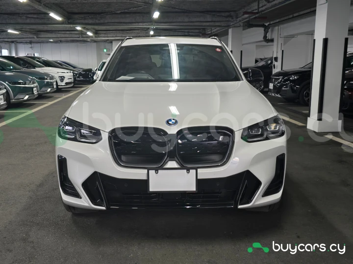 BMW iX3 Белый