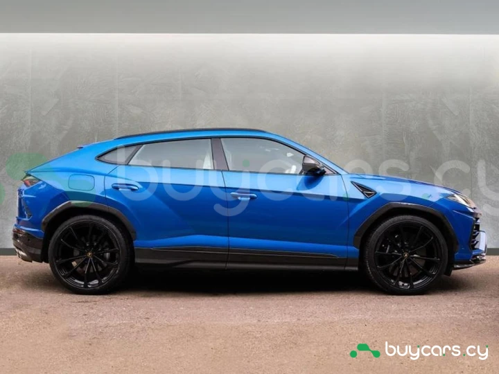 Lamborghini Urus Синий
