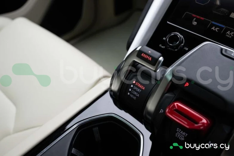 Lamborghini Urus Синий