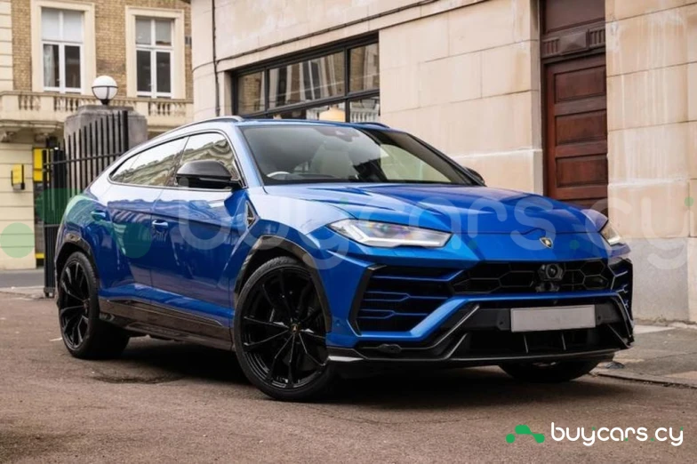 Lamborghini Urus Синий