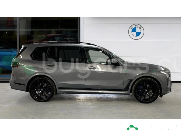 BMW X7 Серый